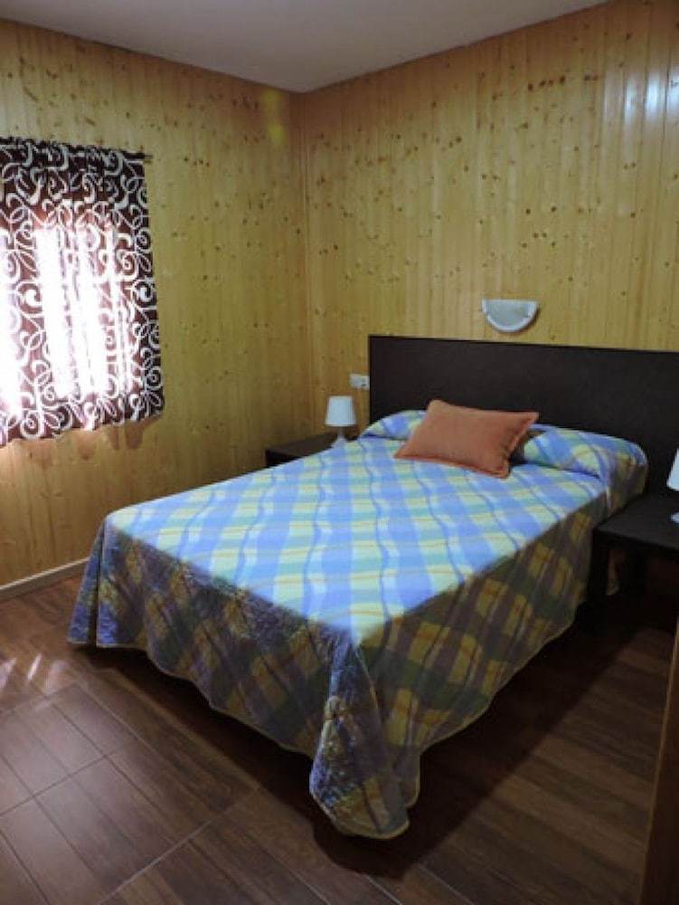 Hostal - Camping Ciudad De C�ceres