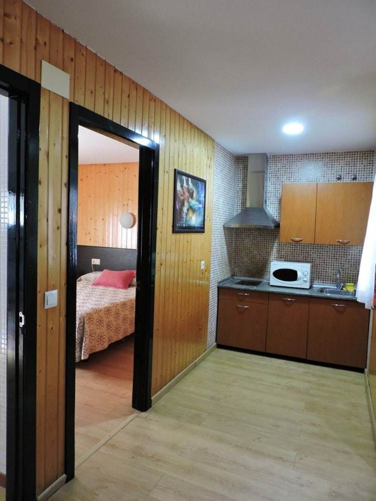 Hostal - Camping Ciudad De C�ceres