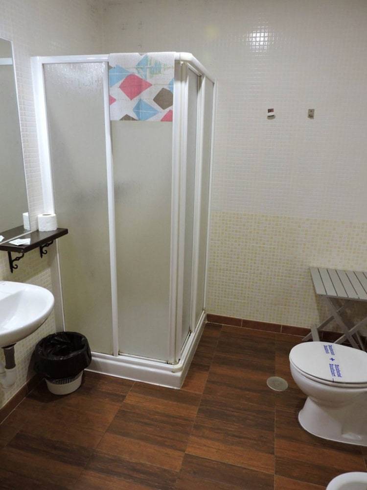 Hostal - Camping Ciudad De C�ceres