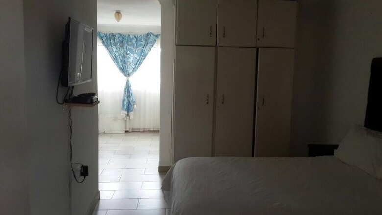 Bogadi B&B