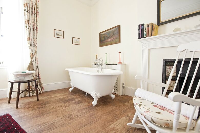 Bed & Breakfast Pentillie Castle & Estate
