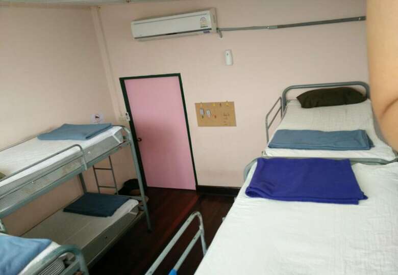 Hostal Spicythai Backpackers