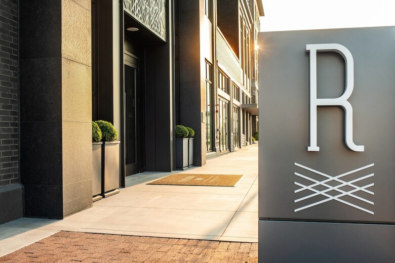 The Row Hotel At Assembly Row, Autograph Collection