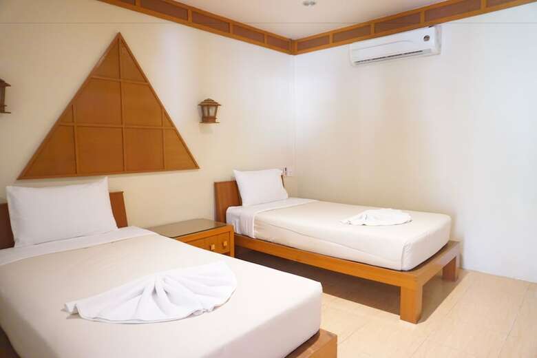 Hotel Uthai River Lake Resort