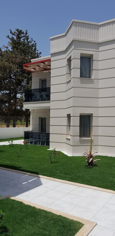 Tasev Apart Hotel