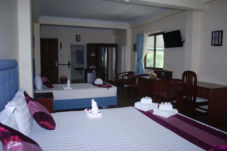 Golden Beach Resort Hotel