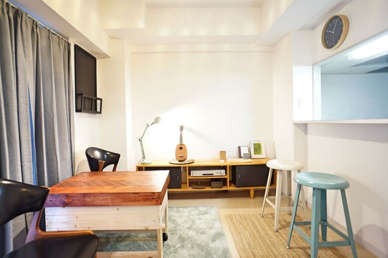 Million Apartment