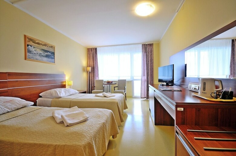 Hotel Sanatorium Per?a Ba?tyku