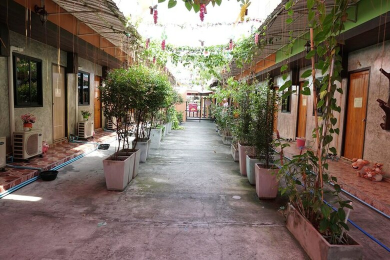 Hotel White Square Rayong