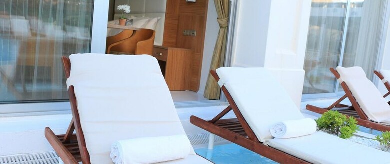 Rooms Bohemian Hotel