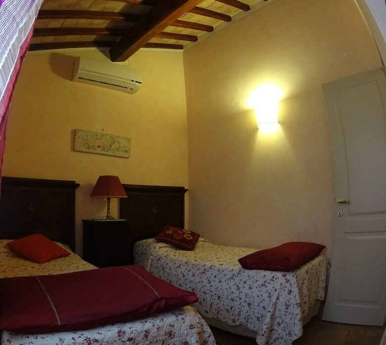 Apartamento Red House