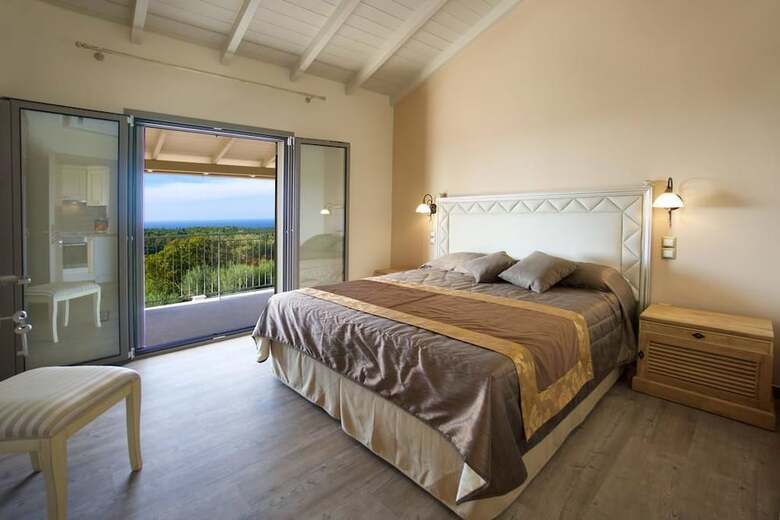 Vryonis Villa