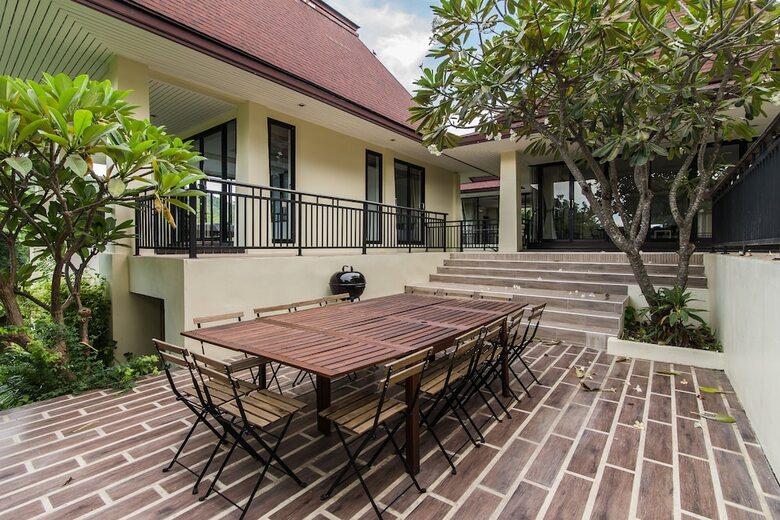 Bali Style Villa On Palm Hills Ph 202