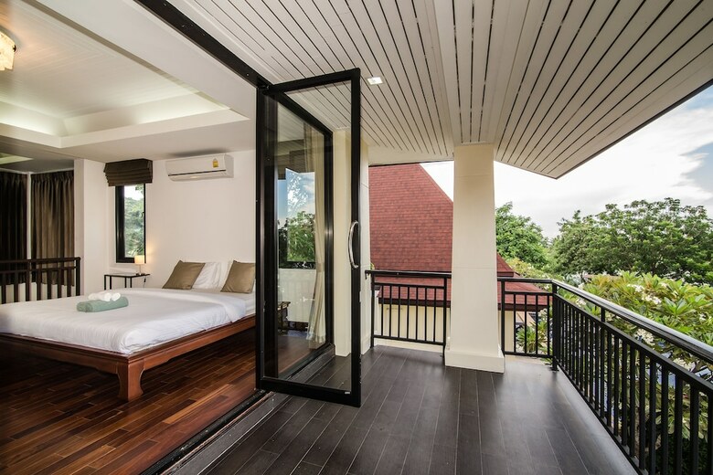 Bali Style Villa On Palm Hills Ph 202