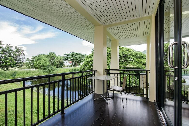 Bali Style Villa On Palm Hills Ph 202