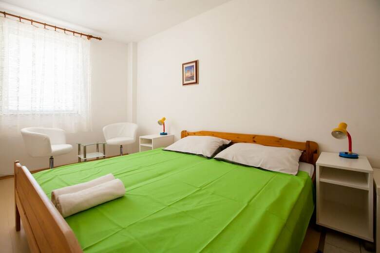 Hotel Friendly People's Guest House