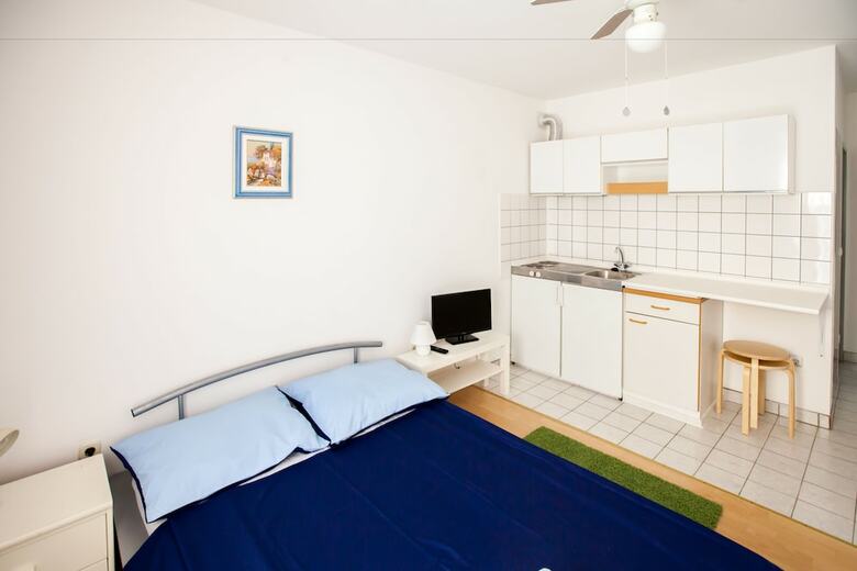 Hotel Friendly People's Guest House