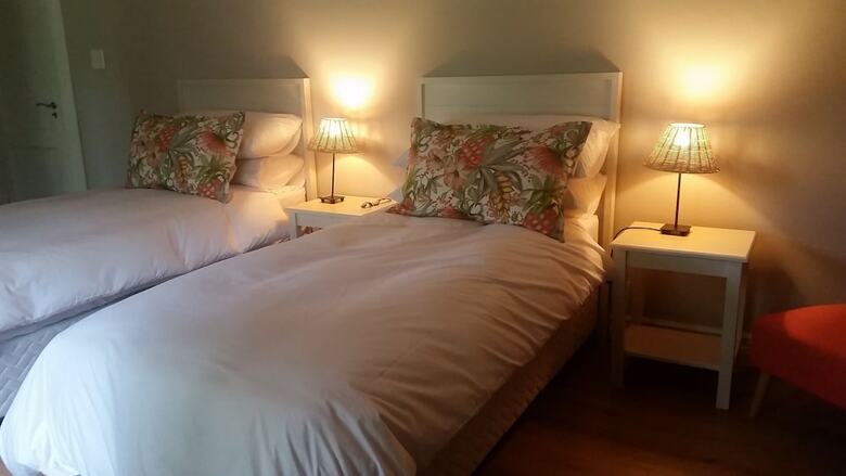 Hotel Amberhall Guesthouse