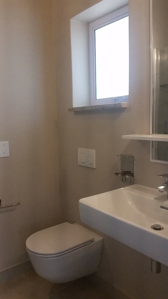 Hotel Amberhall Guesthouse