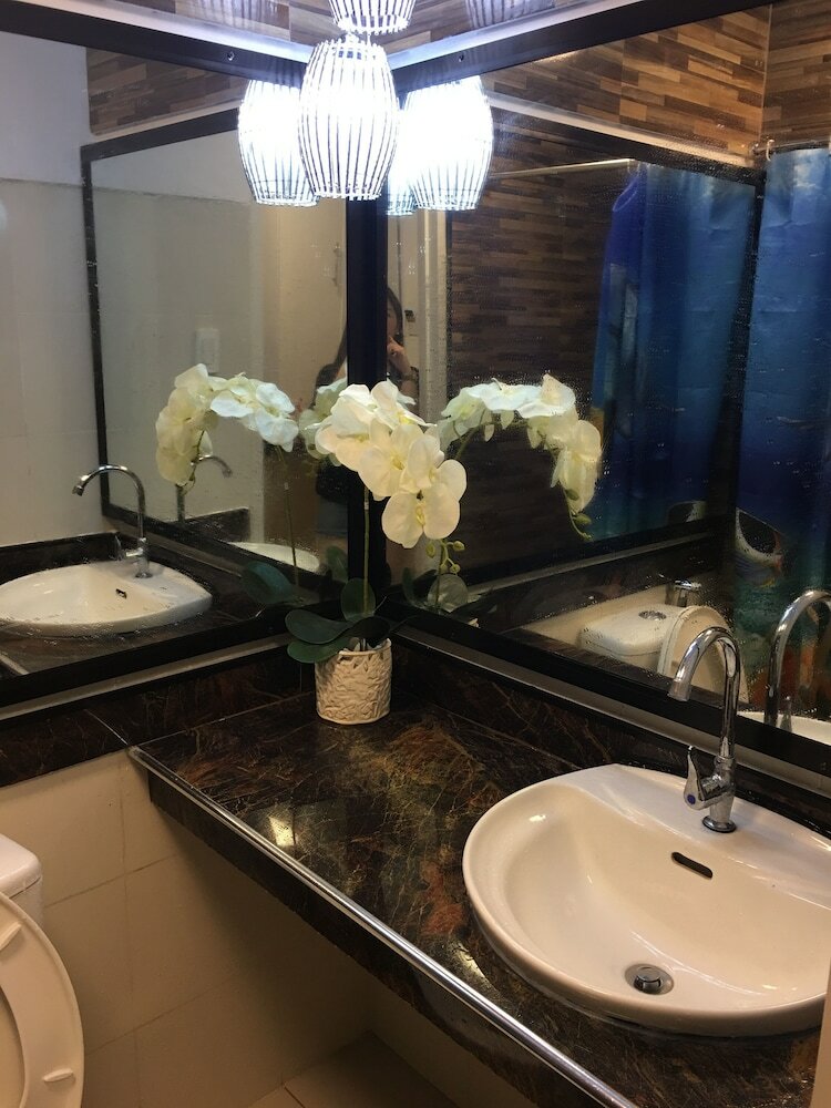 Cozy Staycation Tagaytay Wind Residences