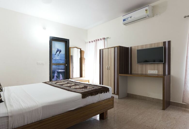 Hotel Mj Residency