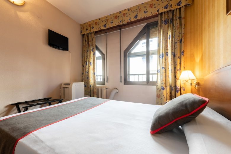 Oyo Hotel Francabel