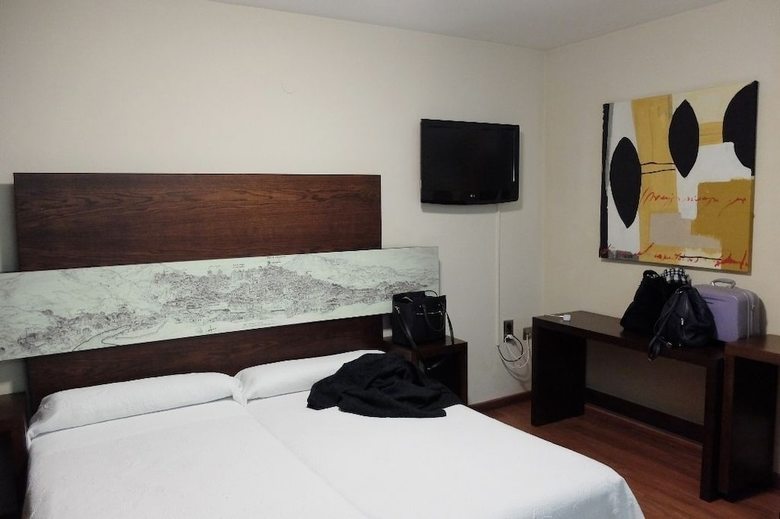 Oyo Hotel Francabel