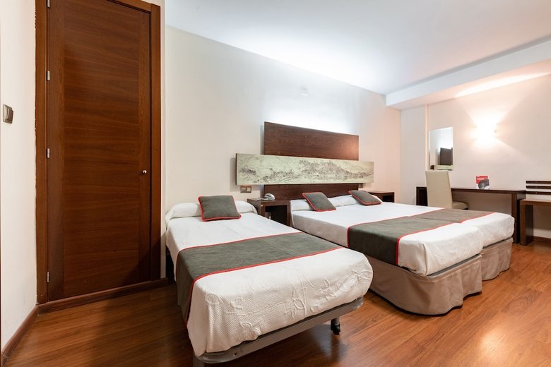 Oyo Hotel Francabel