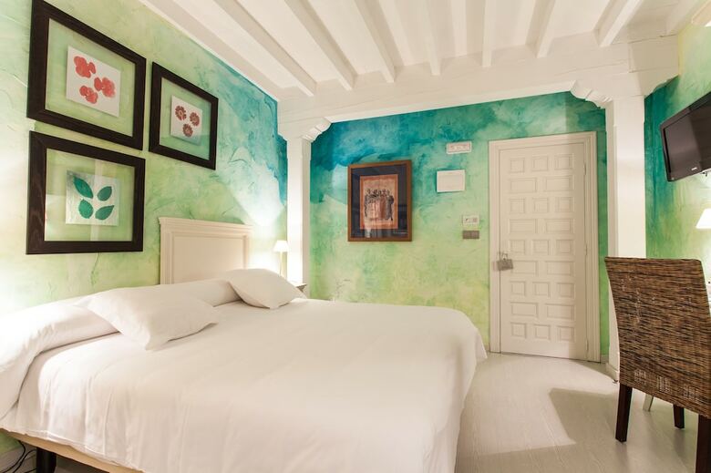 Hotel El Bosque De La Anjana