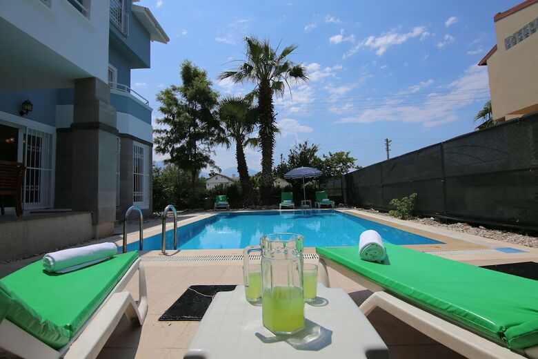 Infinity Mavi Villa