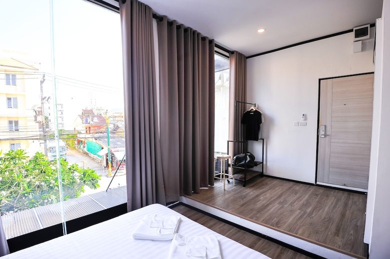 Hotel Glur Phuket Patong Beach By Andacura