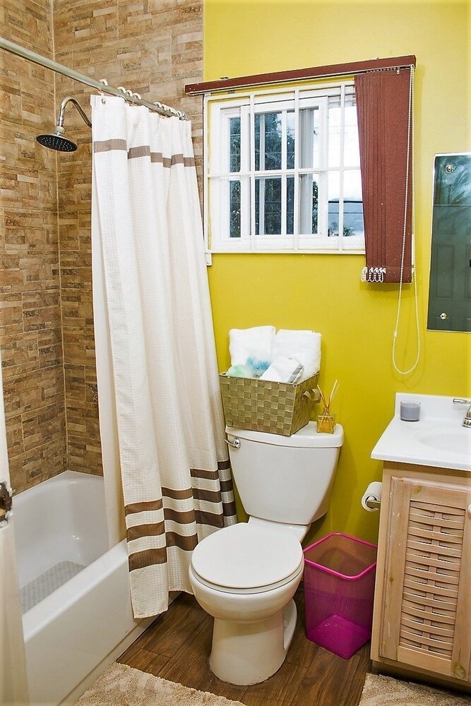 Apartamentos New Kingston Guest Apt At The Stadium