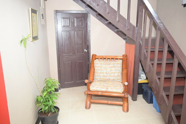 Apartamentos New Kingston Guest Apt At Evans