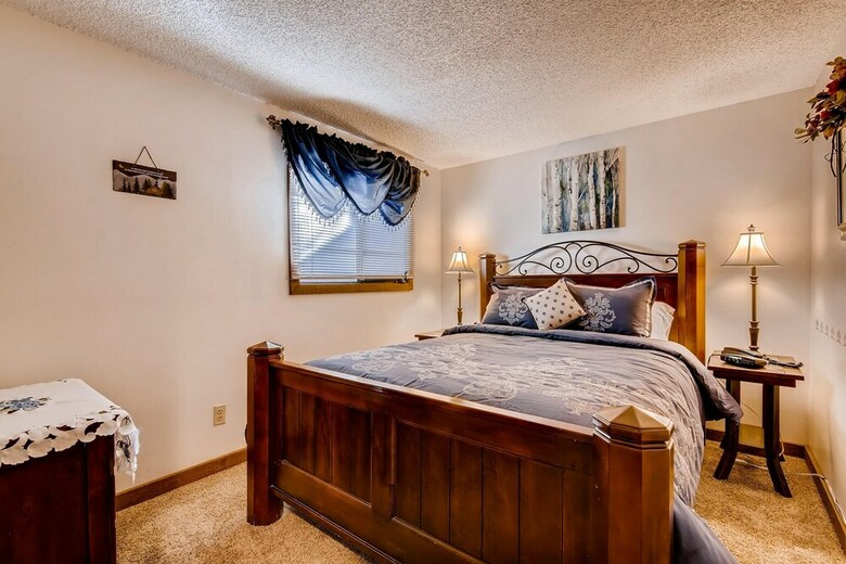 Gold Point #5c By Peak Property Management