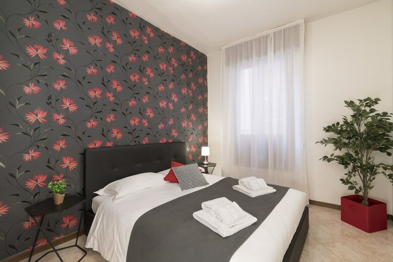 Santi Apostoli Venice Apartment