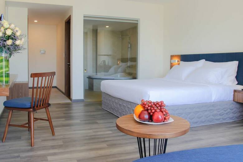 Hotel Sala Tuy Hoa Beach