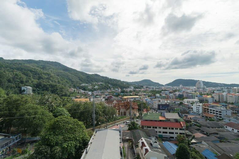 Goldstone Residency Patong , Phuket