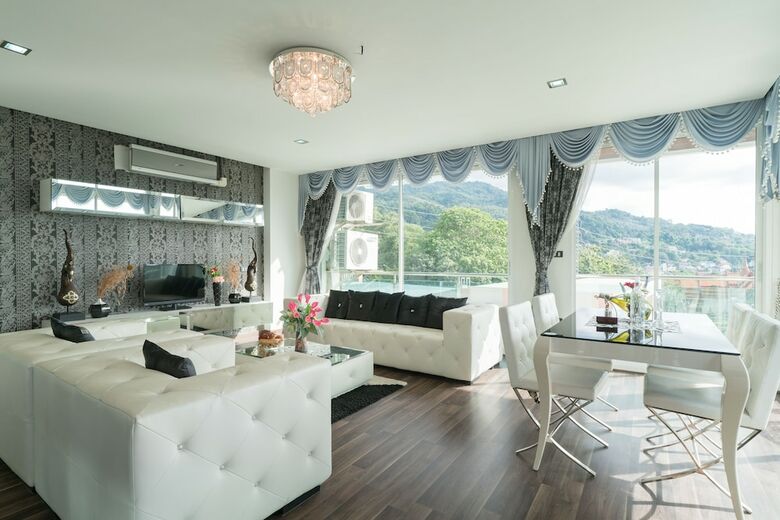 Goldstone Residency Patong , Phuket