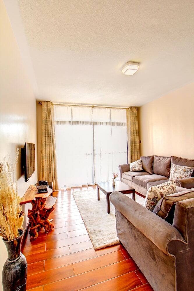 Aparthotel Highlands Suites Apartment Hotel