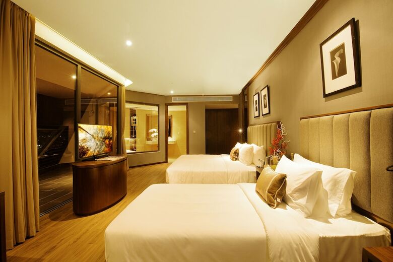 Royal Beach Boton Blue Hotel & Spa