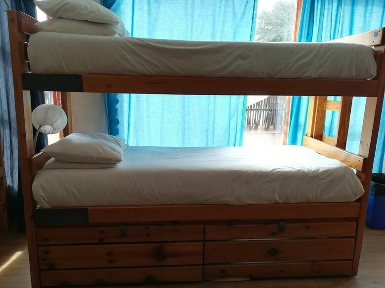 Hostal Saltycrax Backpackers And Adventures