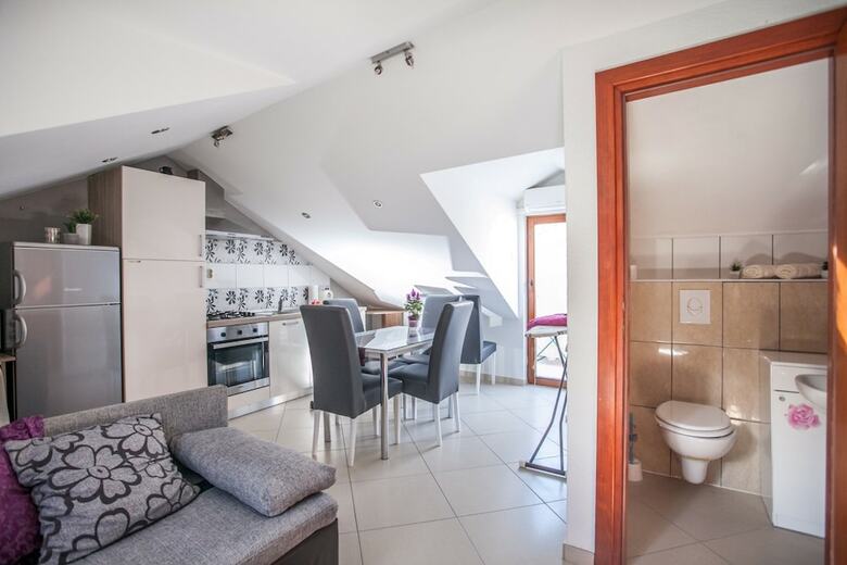 Apartamentos Guest House Trifora