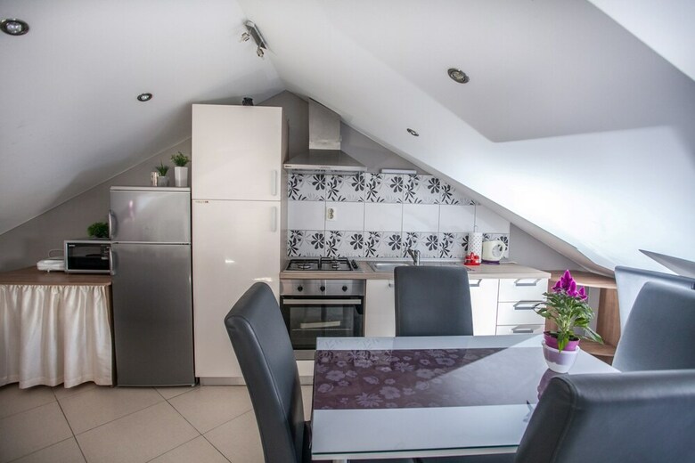 Apartamentos Guest House Trifora