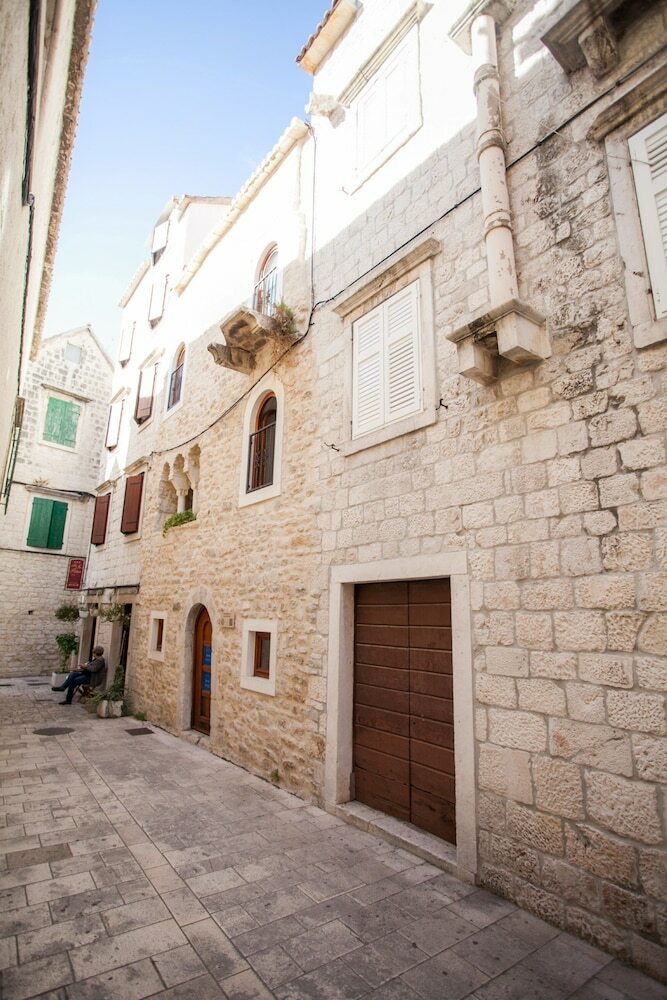 Apartamentos Guest House Trifora