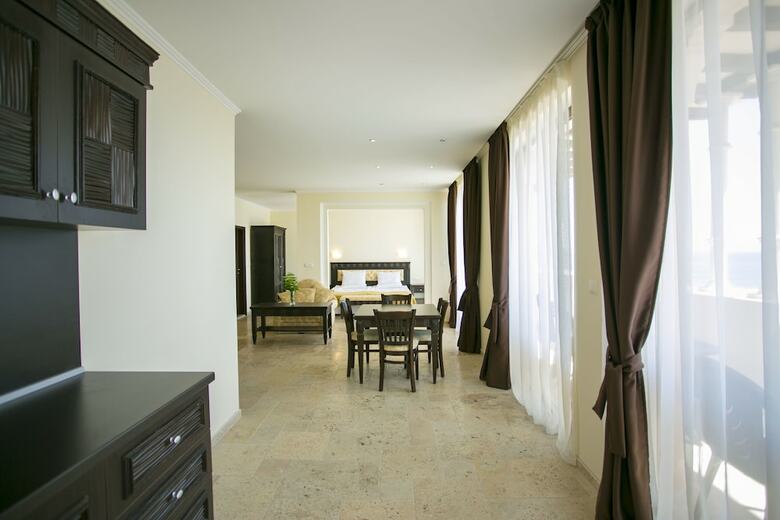 Hotel Royal Villas Elenite - All Inclusive