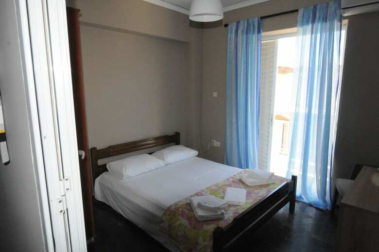 Kinetta Apartments