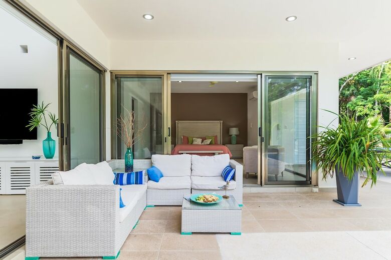 Luxury Residence With Pool And Hotel Amenities