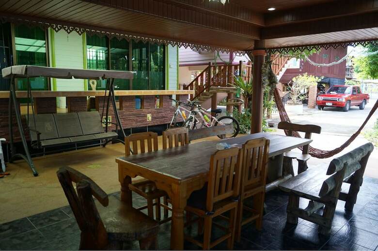 Hotel Three Moons Homestay