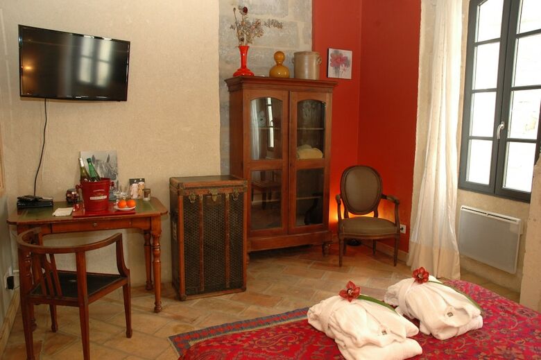 Hotel La Casa De Boulbon