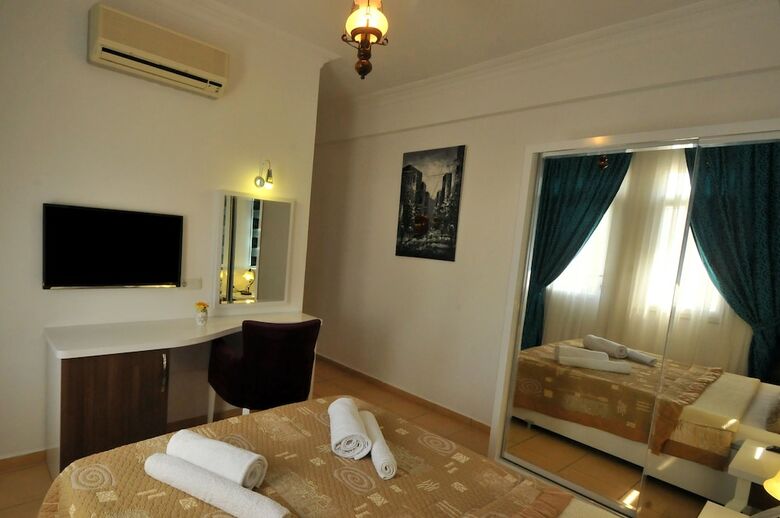 Pegasus Hotel & Villa